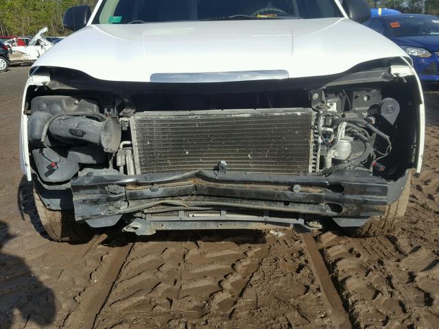 5GZCZ33D67S821300 - 2007 SATURN VUE WHITE photo 9