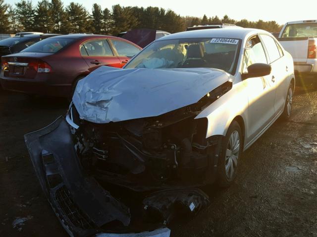 3VW2K7AJ9EM234013 - 2014 VOLKSWAGEN JETTA BASE SILVER photo 2