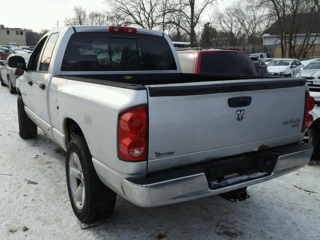 1D7HU18P07J557807 - 2007 DODGE RAM 1500 S SILVER photo 3