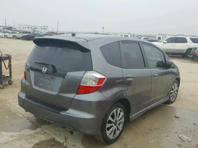 JHMGE8H57DC052646 - 2013 HONDA FIT SPORT GRAY photo 4