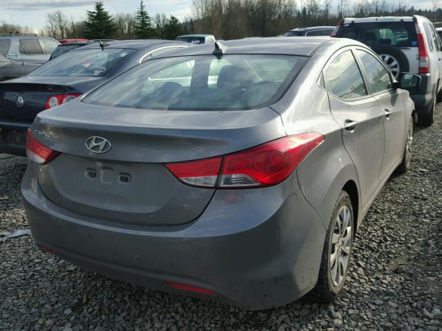 5NPDH4AE1DH183395 - 2013 HYUNDAI ELANTRA GL GRAY photo 4