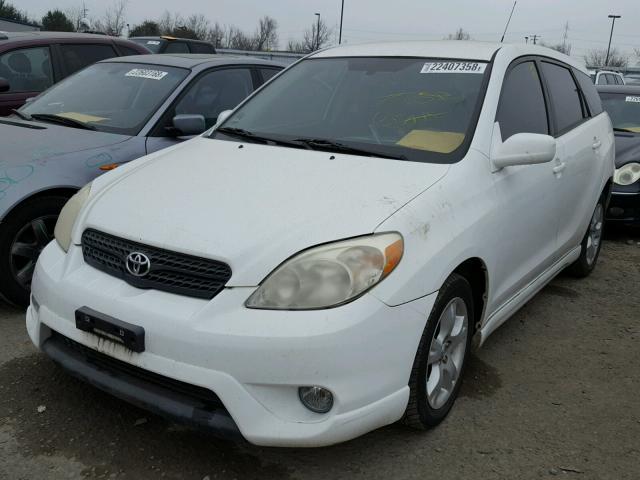 2T1KR32E27C658475 - 2007 TOYOTA COROLLA MA WHITE photo 2