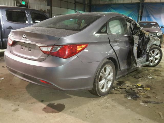 5NPEC4AC8BH097791 - 2011 HYUNDAI SONATA SE GRAY photo 4