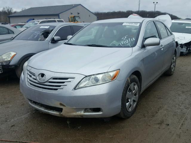 4T1BE46KX7U621674 - 2007 TOYOTA CAMRY NEW SILVER photo 2