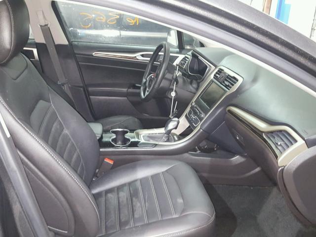 3FA6P0HD7GR404250 - 2016 FORD FUSION SE GRAY photo 5