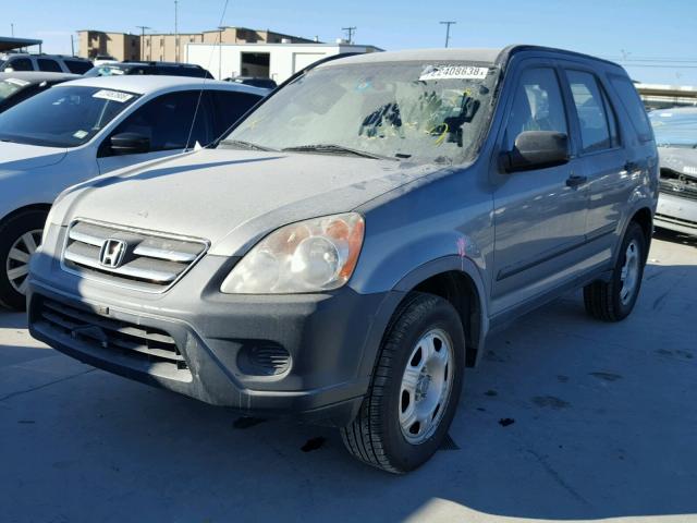 JHLRD68556C015912 - 2006 HONDA CR-V LX SILVER photo 2