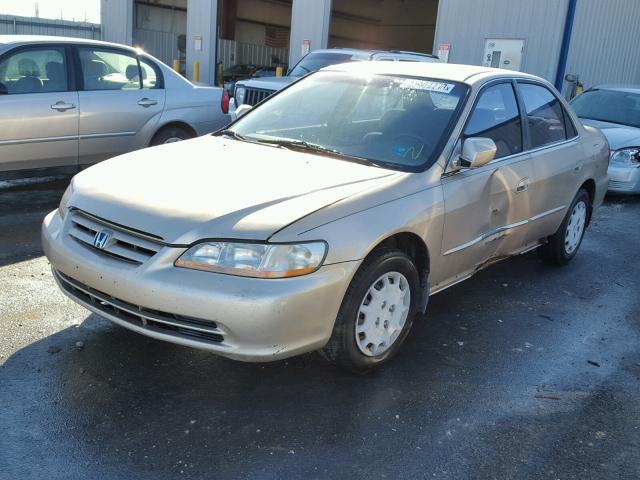 1HGCG56481A022180 - 2001 HONDA ACCORD LX GOLD photo 2