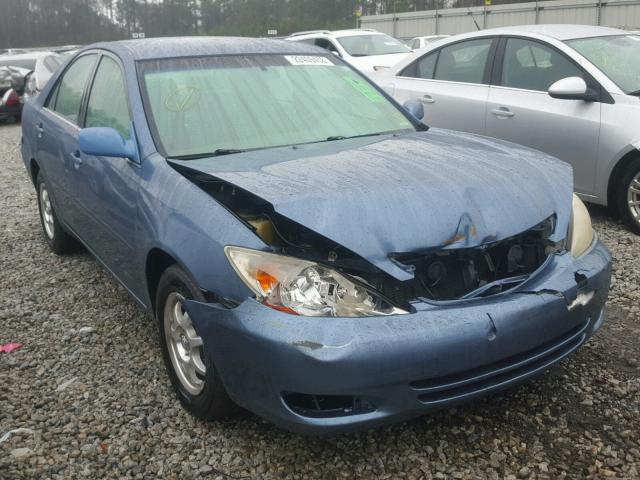 JTDBE32K730183492 - 2003 TOYOTA CAMRY LE BLUE photo 1