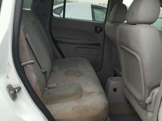 3GNDA13D27S623732 - 2007 CHEVROLET HHR LS WHITE photo 6