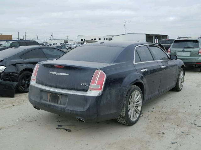 2C3CA6CT5BH564653 - 2011 CHRYSLER 300C BLACK photo 4