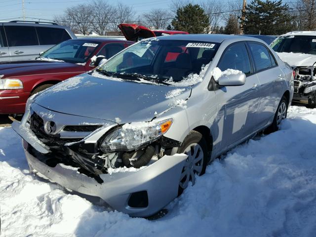 JTDBU4EE1B9159049 - 2011 TOYOTA COROLLA BA SILVER photo 2