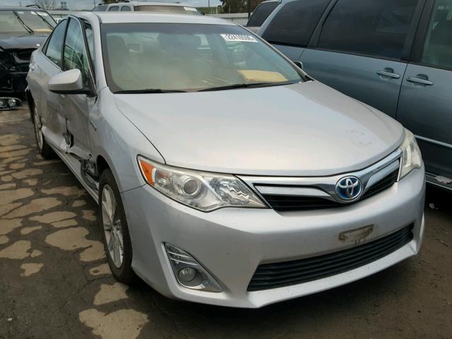 4T1BD1FK3CU047138 - 2012 TOYOTA CAMRY HYBR SILVER photo 1