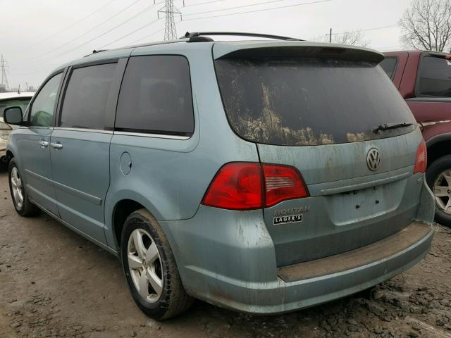 2V4RW6DX6AR295490 - 2010 VOLKSWAGEN ROUTAN SEL BLUE photo 3