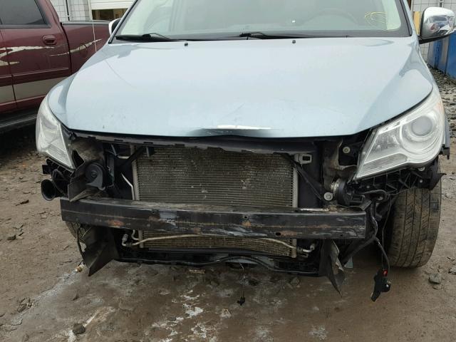 2V4RW6DX6AR295490 - 2010 VOLKSWAGEN ROUTAN SEL BLUE photo 9