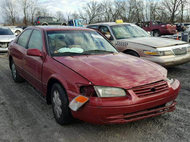 JT2BG22K0W0262245 - 1998 TOYOTA CAMRY CE RED photo 1