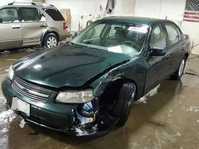 1G1ND52J02M697123 - 2002 CHEVROLET MALIBU GREEN photo 2