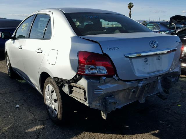 JTDBT903994049007 - 2009 TOYOTA YARIS SILVER photo 3