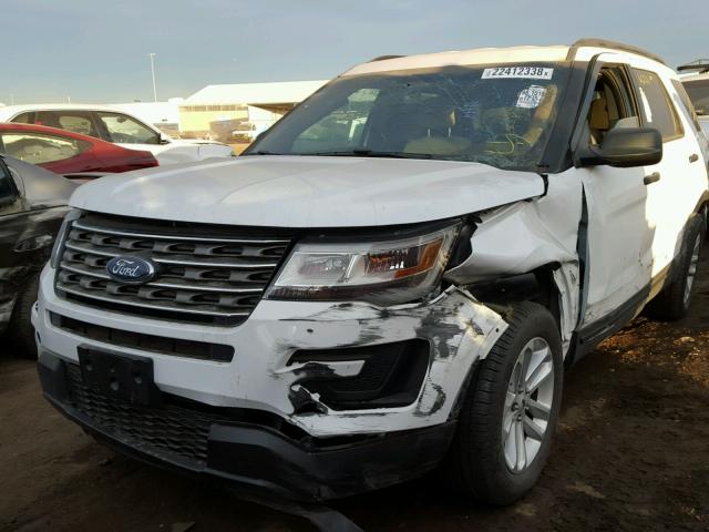 1FM5K8B82GGC33800 - 2016 FORD EXPLORER WHITE photo 2