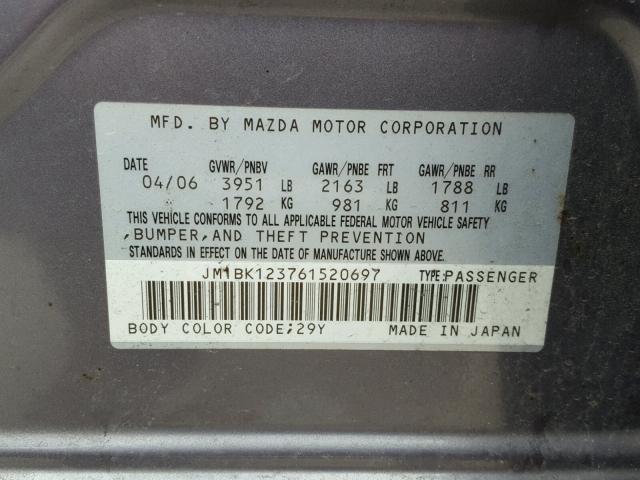 JM1BK123761520697 - 2006 MAZDA 3 S GRAY photo 10