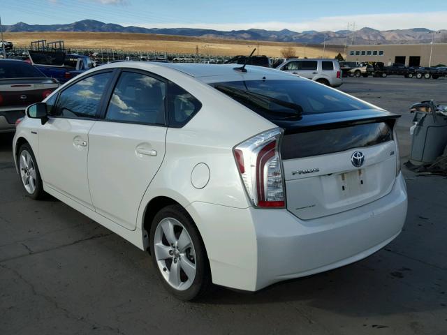 JTDKN3DU8D1689858 - 2013 TOYOTA PRIUS WHITE photo 3