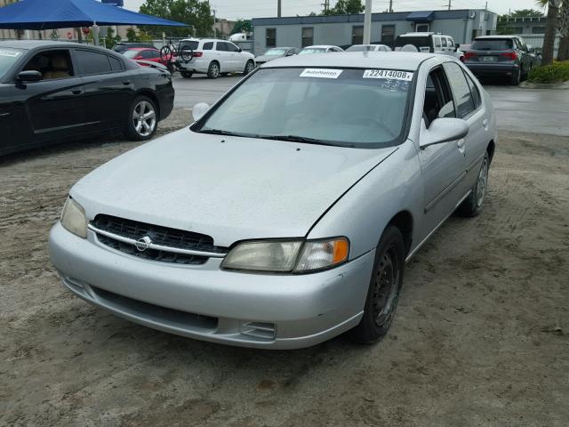 1N4DL01D7XC274241 - 1999 NISSAN ALTIMA XE SILVER photo 2