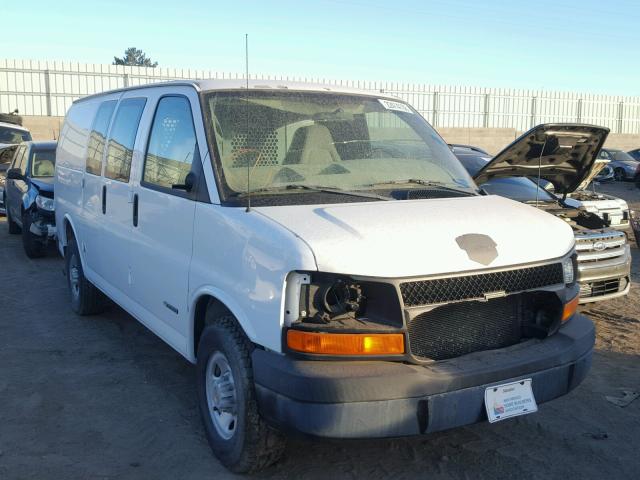 1GCGG25U041247634 - 2004 CHEVROLET EXPRESS G2 WHITE photo 1