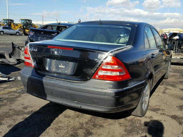 WDBRF61J52F200273 - 2002 MERCEDES-BENZ C 240 BLACK photo 4