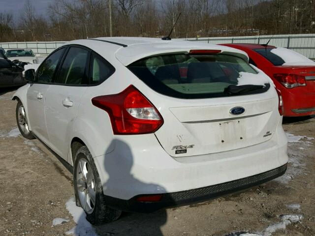 1FADP3K20DL312701 - 2013 FORD FOCUS SE WHITE photo 3