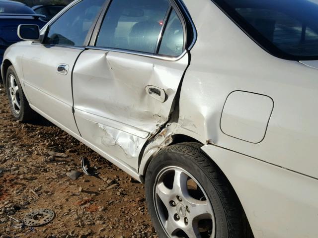 19UUA56682A037223 - 2002 ACURA 3.2TL WHITE photo 9