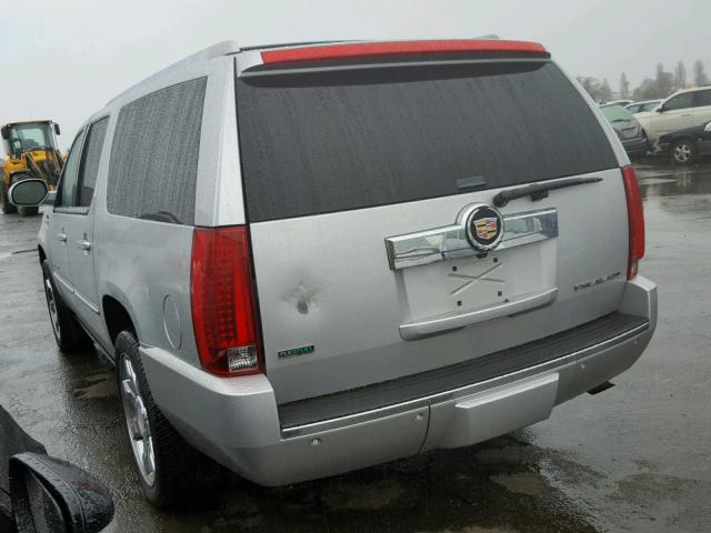 1GYUCJEF3AR114237 - 2010 CADILLAC ESCALADE E SILVER photo 3