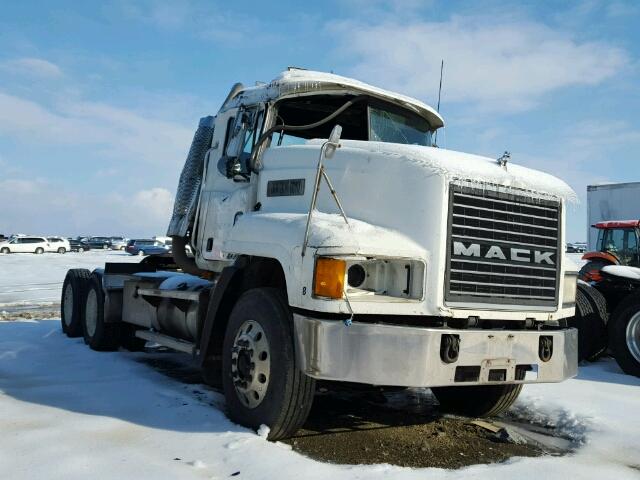 1M1AA18Y6WW087099 - 1998 MACK 600 CH600 WHITE photo 1