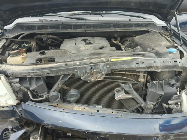 1N6BA06AX7N245873 - 2007 NISSAN TITAN XE BLUE photo 7