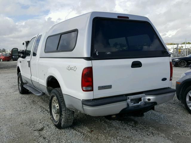 1FTSX21575EB77472 - 2005 FORD F250 SUPER WHITE photo 3