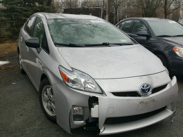 JTDKN3DU2B5332147 - 2011 TOYOTA PRIUS SILVER photo 1