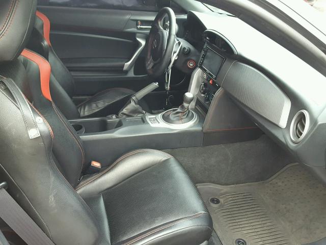 JF1ZNAA12G8707799 - 2016 TOYOTA SCION FR-S ვერცხლისფერი ფოტო 5