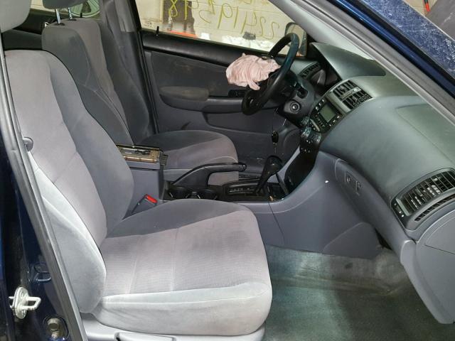 1HGCM56425A150459 - 2005 HONDA ACCORD LX BLUE photo 5