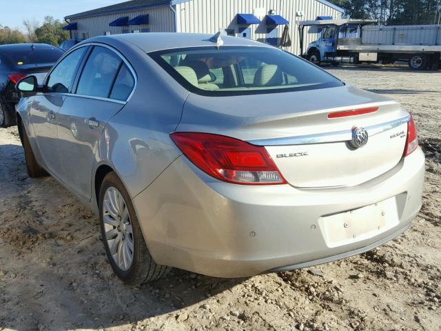 W04GRSEC7B1128070 - 2011 BUICK REGAL CXL SILVER photo 3