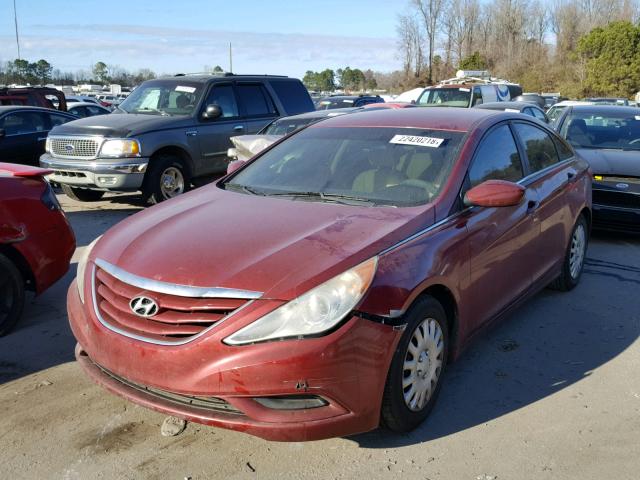 5NPEB4AC1BH093309 - 2011 HYUNDAI SONATA GLS RED photo 2