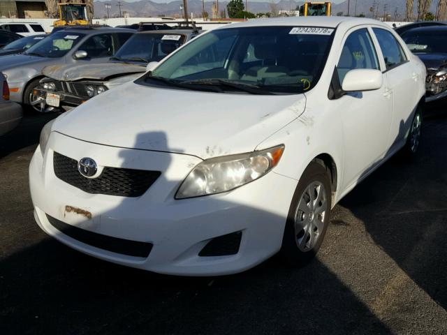 2T1BU4EE3AC346799 - 2010 TOYOTA COROLLA BA WHITE photo 2