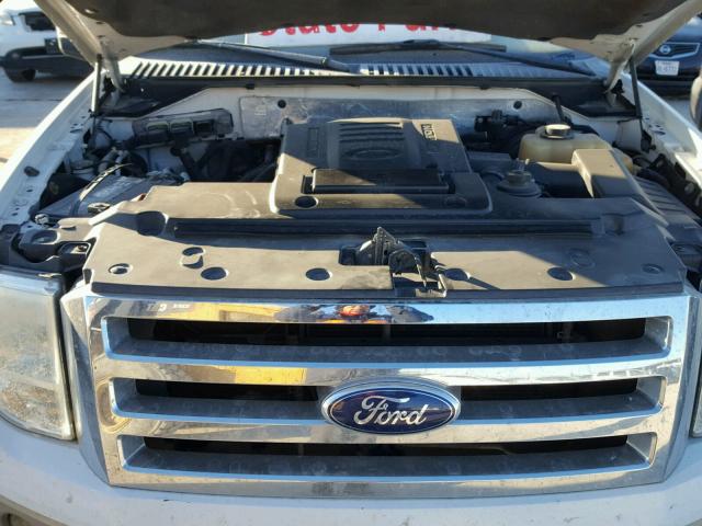 1FMFK17577LA72846 - 2007 FORD EXPEDITION WHITE photo 7