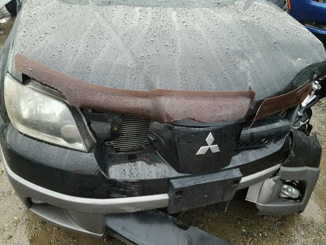 JA4LX41G23U054161 - 2003 MITSUBISHI OUTLANDER BLACK photo 7