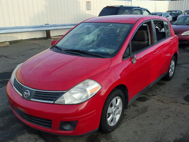 3N1BC13E59L403617 - 2009 NISSAN VERSA S RED photo 2