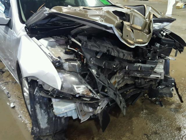 3FADP0L35CR164597 - 2012 FORD FUSION HYB SILVER photo 9