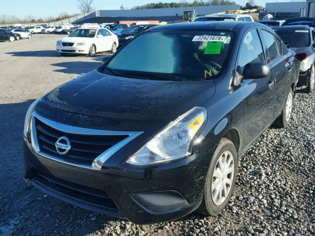 3N1CN7AP3FL895968 - 2015 NISSAN VERSA S BLACK photo 2