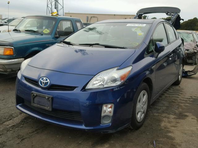 JTDKN3DU9A0204712 - 2010 TOYOTA PRIUS BLUE photo 2