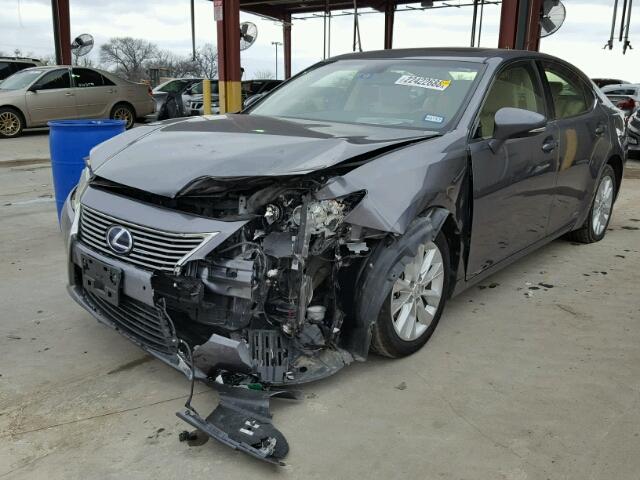 JTHBW1GG2D2021487 - 2013 LEXUS ES 300H GRAY photo 2