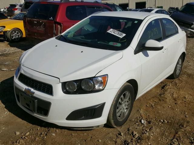 1G1JC5SG4F4207326 - 2015 CHEVROLET SONIC LT WHITE photo 2