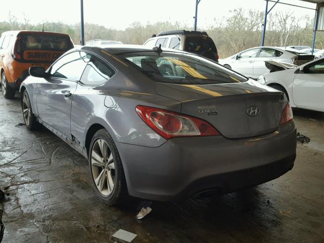 KMHHT6KD0AU023426 - 2010 HYUNDAI GENESIS CO GRAY photo 3