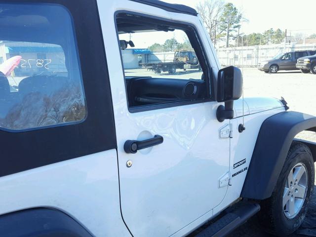 1J4AA2D12BL602166 - 2011 JEEP WRANGLER S WHITE photo 9