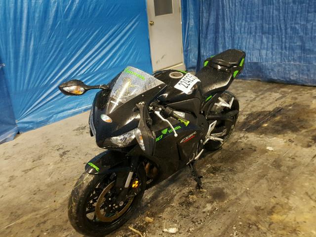 JH2SC5906EK600329 - 2014 HONDA CBR1000 RR BLACK photo 2